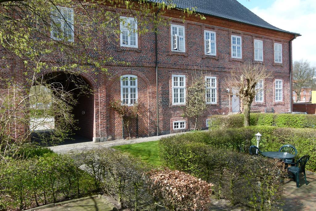 Hotel Pelli Hof Rendsburg By Tulip Inn Ngoại thất bức ảnh